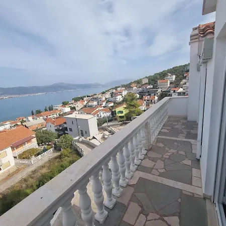 Апартаменты Nena In Dalmatia